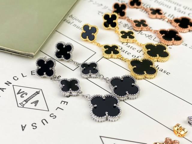 Van Cleef & Arpels Vca Sweet series three-flower four-leaf clover earrings with