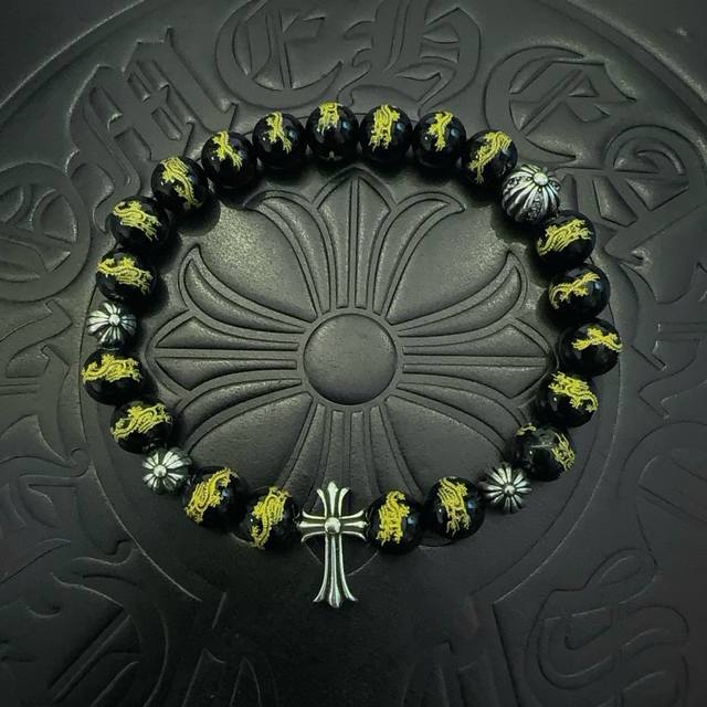 New counter quality Chrome Hearts classic multi-element bracelet, a popular item