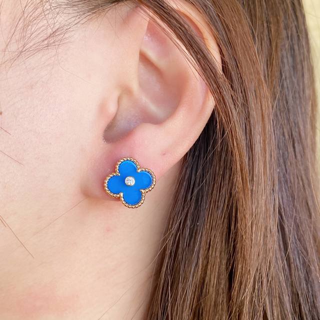 V gold plated Vca high-grade blue agate with diamond four-leaf clover earrings,