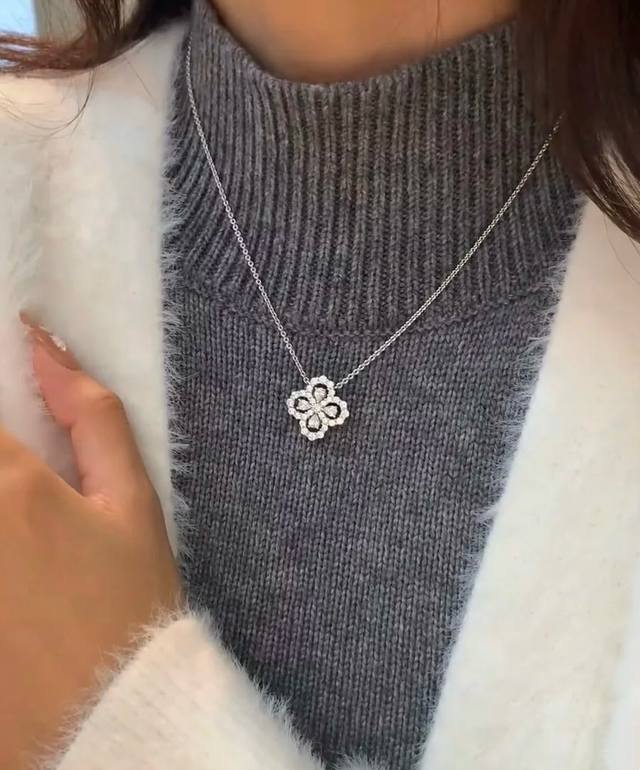 V Gold White Diamond Harry Winston Full Diamond Clover Necklace# Diamond Links S