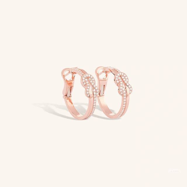 V Gold Material New Product Release Fred's Eight-Character Clasp Earrings, Fashi