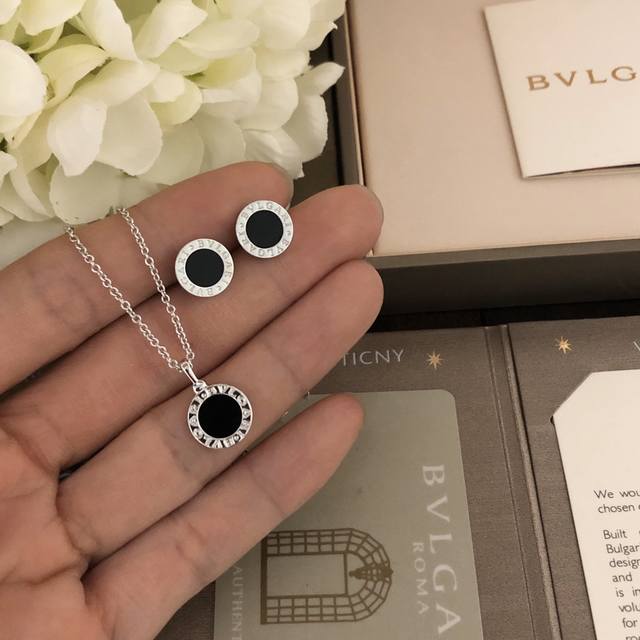 Various exquisite versions of the latest series of Bvlg Ri Bvlg Ri Bulgari neck