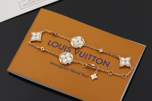 Lv Four-Flower Bracelet, customizable with real gold and diamonds. We only make