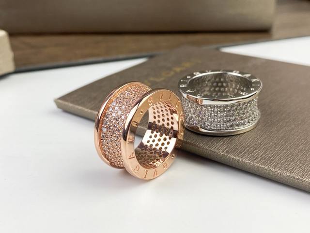 Bvlgari Bulgari small waist full diamond ring. Meet all the beauty from the day