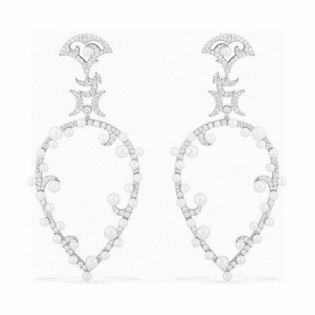 Apm Monaco Star Flower Pearl Hoop Earrings! The new season's Star and Moon serie