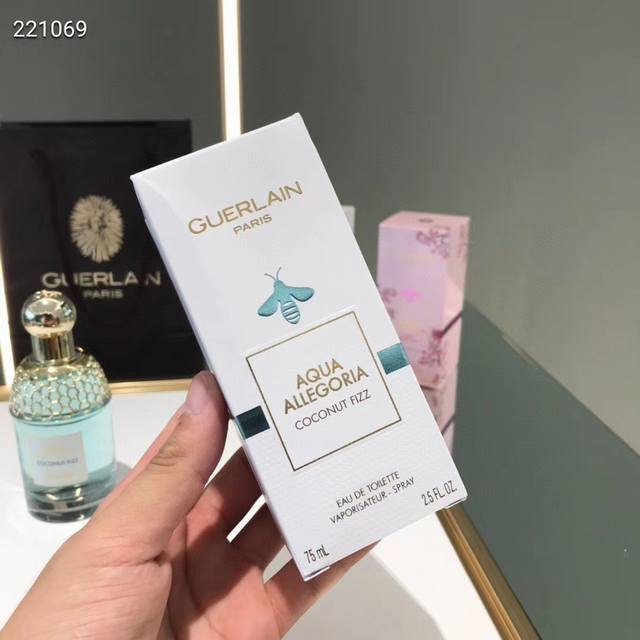 Official Quality Sunny Coconut Fragrance Top Notes: Coconut, Bergamot Middle Not