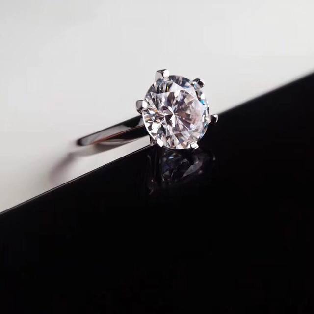Tiffany's classic solitaire six-claw ring. High-carbon diamonds, top-quality cra