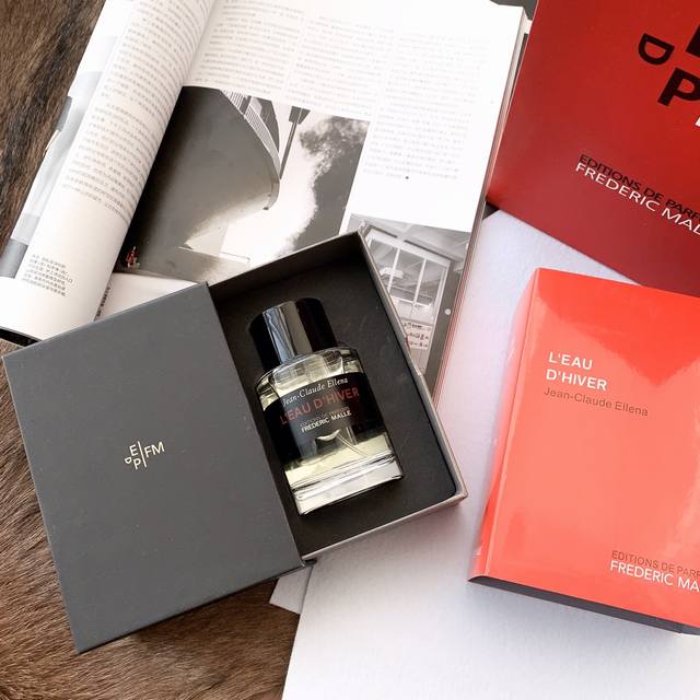Official quality Winter Water: A niche warm fragrance perfect for fall and winte
