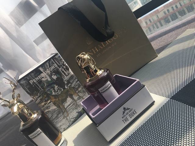 Counter quality Exclusive to Penhaligon's counters. Priced over 3,000, this is c