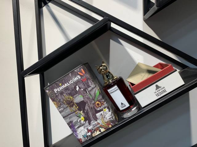 Official quality DDD. The aristocrat of perfumes, incredibly beautiful. Penhalig