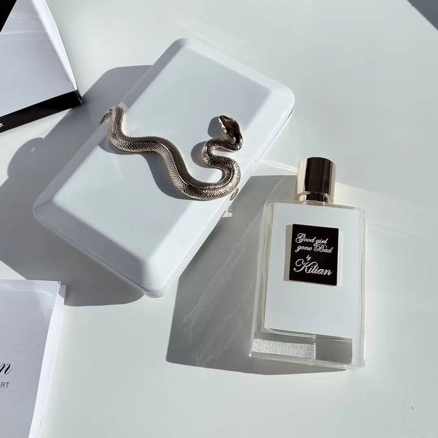 Official quality Kilian perfume has arrived! It's finally here after so much ant
