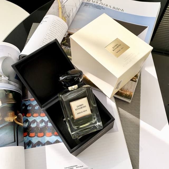 Counter quality Armani Armani's new haute couture private collection perfume, ar