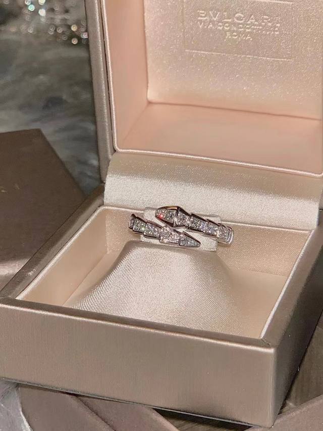 Special offer: Order note: Bulgari snake ring original packaging +10 has been in