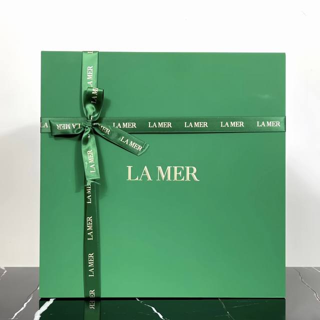 Set of La Mer counter gift box 7-piece set with gift bag La Mer counter gift bo