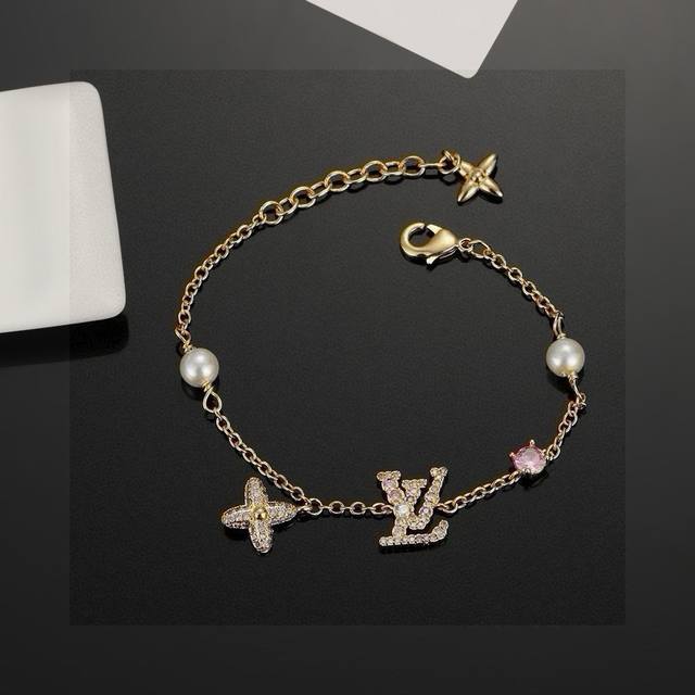 Exquisite Edition Louis Vuitton bracelets uphold exquisite craftsmanship to for