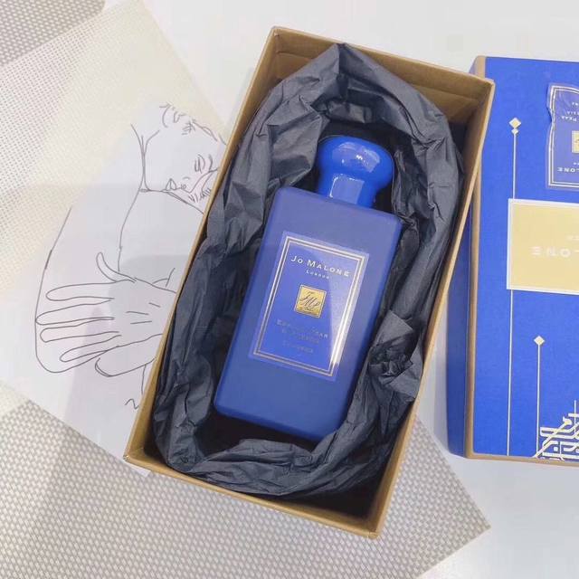 Counter quality Jo Malone Midnight Blue Limited Edition English Pear and Freesia