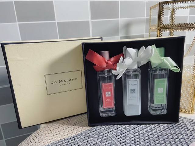 Original, high-quality Jo Malone 3-piece perfume set with osmanthus, magnolia,