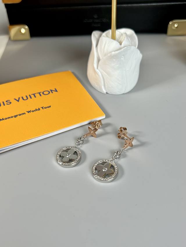 Lv Monogram Flower earrings, inspired by the classic star-shaped Monogram Flower