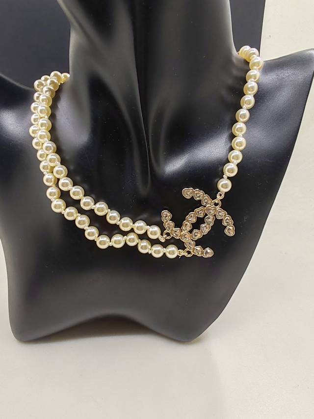 Ch*Nel latest white diamond heart pearl double necklace consistent Zp brass mate