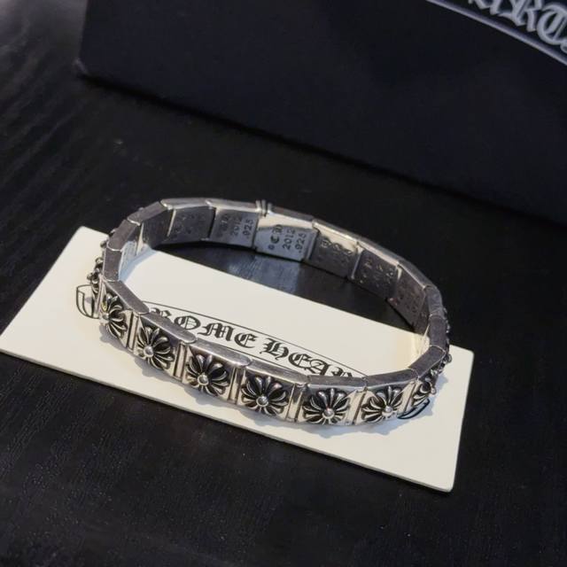 New counter quality Chrome Hearts Chrome Hearts retro square cross flower bracel
