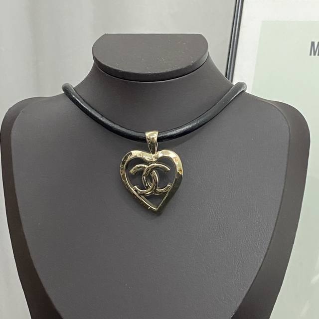 Chanel necklace hot-selling model is now on sale! Exclusive high-end quality pho