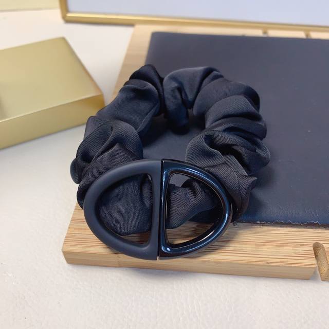 Dior Dior Dior rubber band pig nose logo rubber band hair tie large intestine ci
