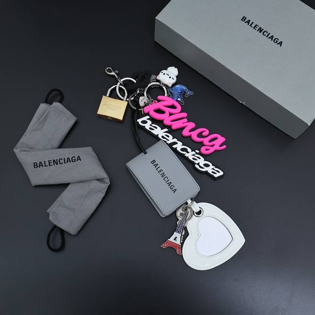 Balenciaga Rodeo 24Ss multi-element small pendant combination keychain bag pend