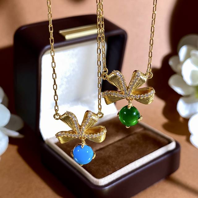Ear studs Necklace No label Italian light luxury temperament high-end retro sty