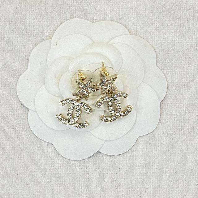 Code E2272 Chanel earrings hot-selling new style Zp, counter synchronization 23