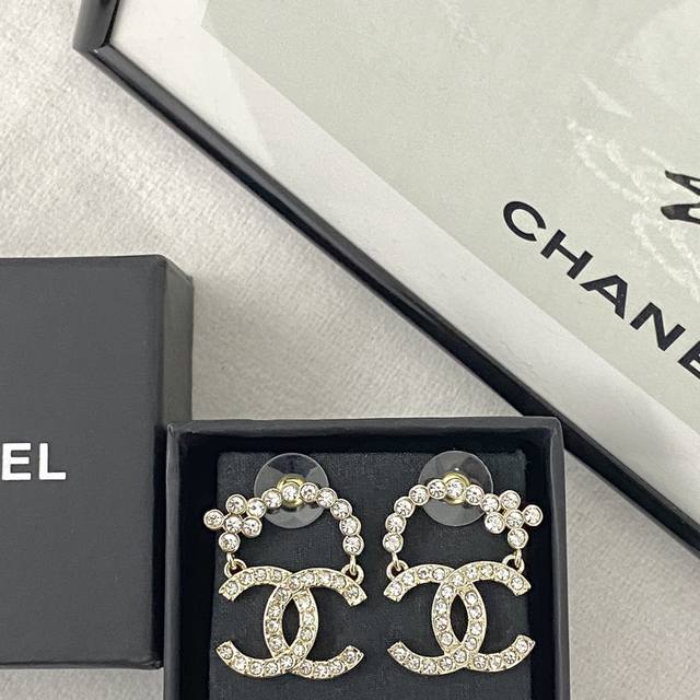 Code E2275 Chanel best-selling earrings are now on sale at Zp, and are also ava