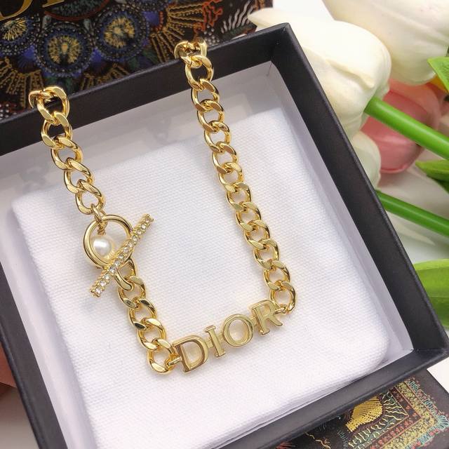No. Dxl0216 The exquisite Dior high jewelry Rose Des Vents necklace elegantly p