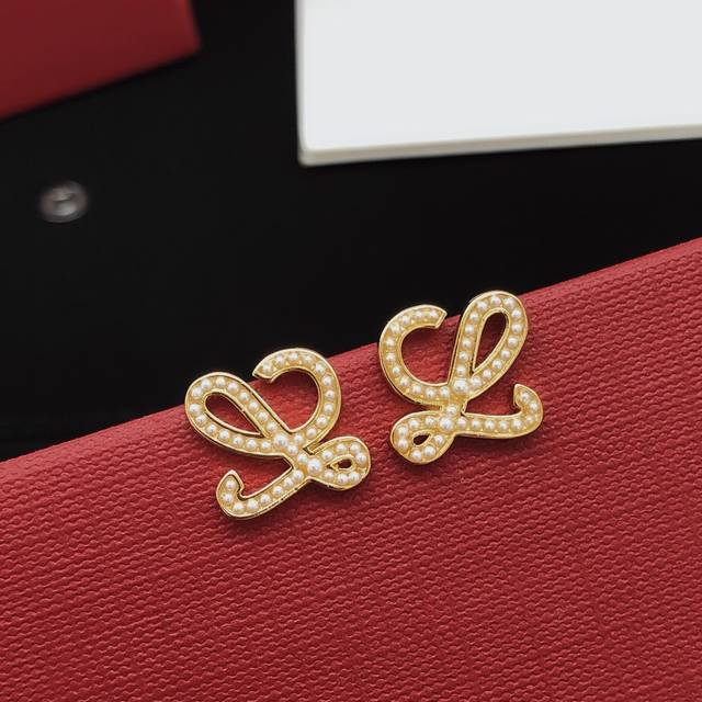 No. Lywed0014 Loewe's latest rice bead earrings, Zp brass material DDD