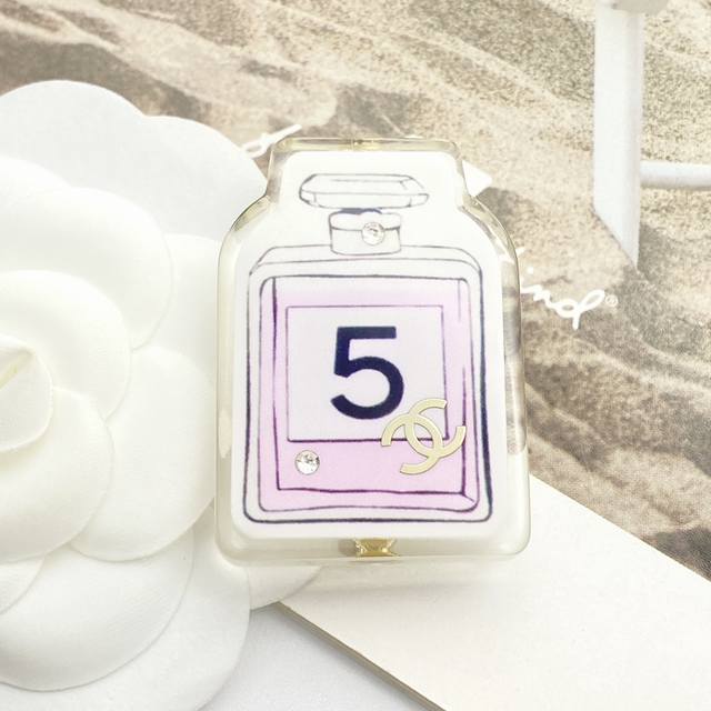 Code A634 Chanel brooch hot seller Chan 24 acrylic No. 5 perfume bottle brooch