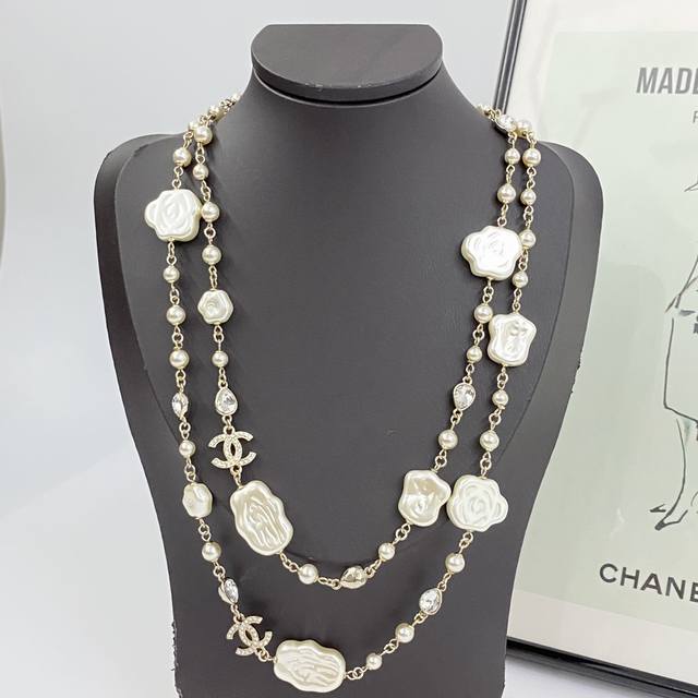 Today's new model, code N1110 Chanel necklace, a hot seller! Chan 25 Cloud Moth