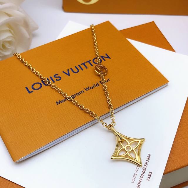 No. Lxl0005 Lv latest necklace aging diamond consistent Zp brass material DDD