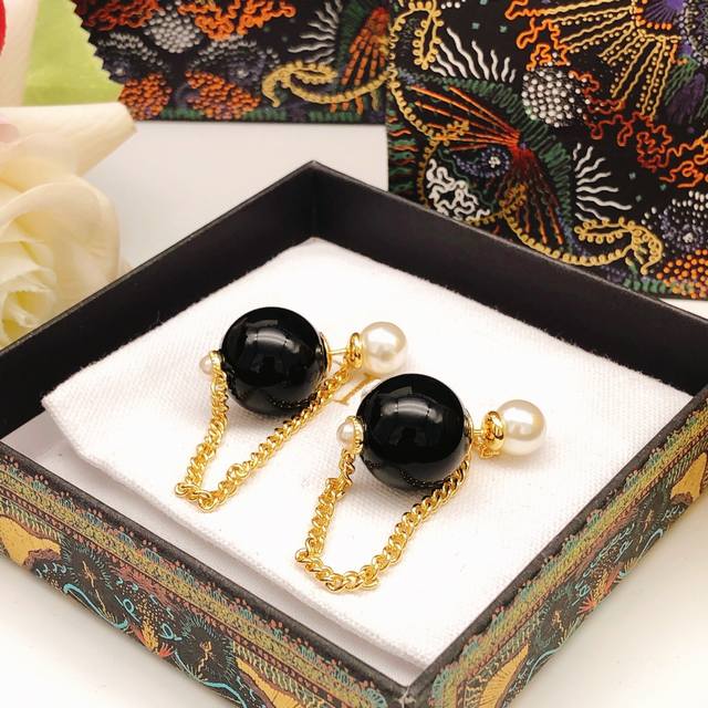 No.Ded0484 Dio*Latest model black pearl tassels of the same size Zp brass materi