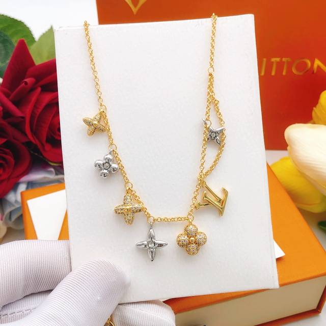 No. Lxl0058 Lv*Latest old flower necklace consistent Zp brass material DDD