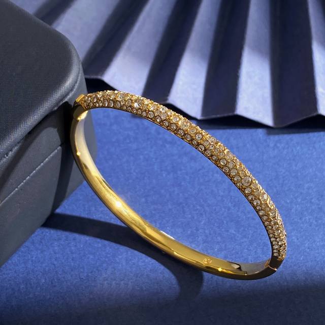Swarovski European and American Instagram fashion luxury half diamond semi-polis