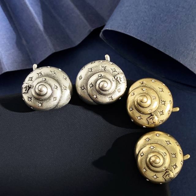 Vs92 Versace European and American fashion personality design snail conch inlaid