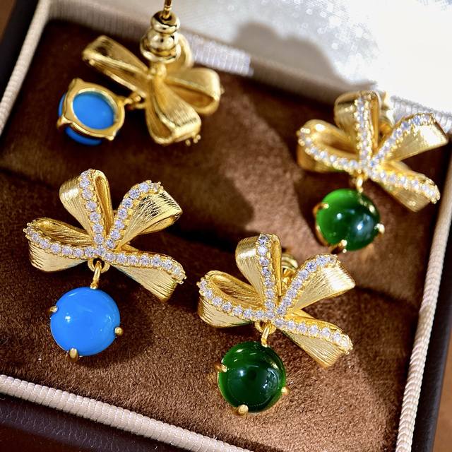 Ear studs Necklace No label Italian light luxury temperament high-end retro styl