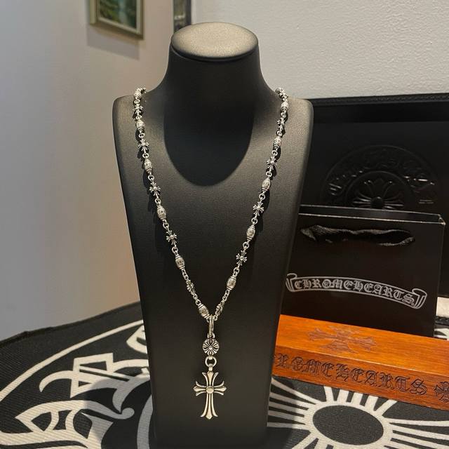 New counter quality Chrome Hearts classic retro necklace cross flower pendant w