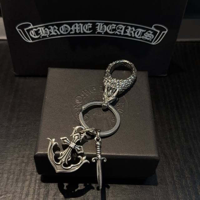 Chrome Hearts Cross Love Keychain Large Lobster Clasp Carving Craftsmanship High
