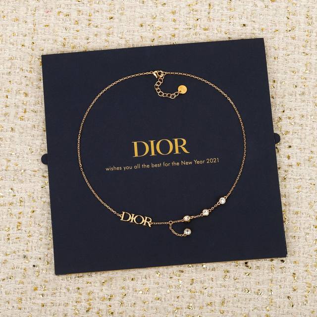 We produce a large number of inquiries. Fu Dor letter two diamond necklace simpl