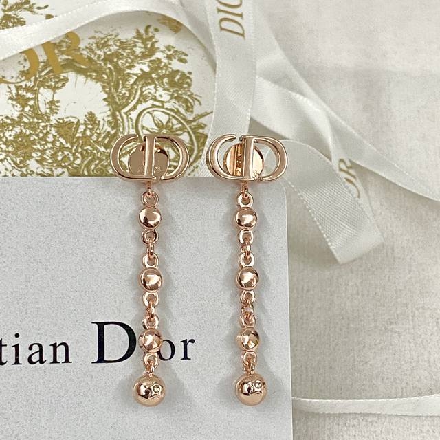 Code E2291 Dior earrings are a hot seller and are now available. Dior Cd tassel