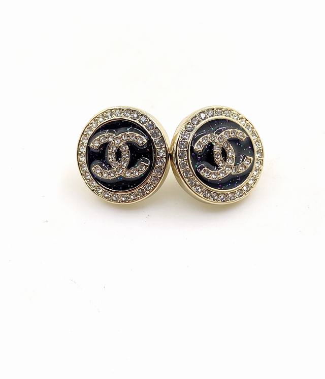 Ch*Nel latest round full diamond black earrings consistent Zp brass material DDD