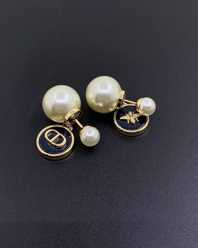 D*Or latest model large and small pearl black round Cd earrings consistent Zp br