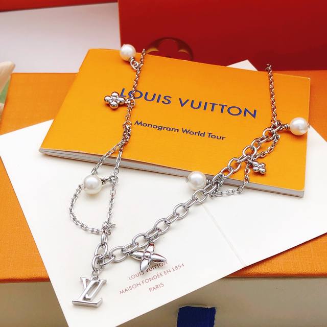 No.Lxl0253 Lv*Latest silver hanging pearl necklace consistent Zp brass material