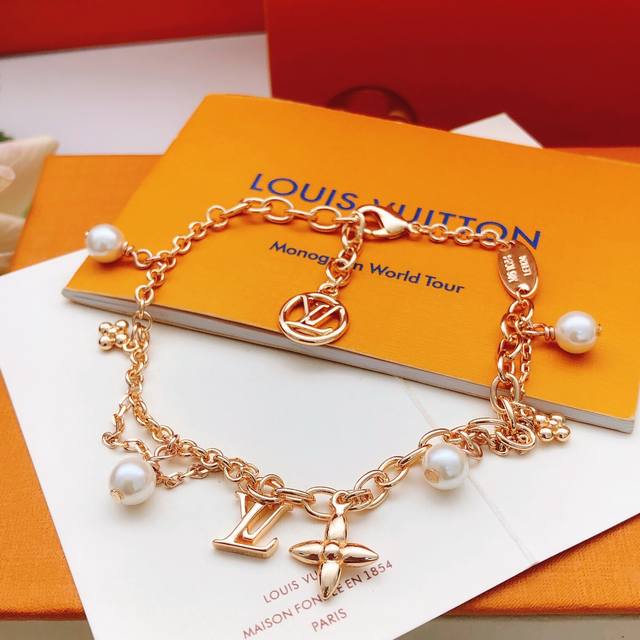 No. Lxl0226 Lv*Latest rose gold pearl bracelet consistent Zp brass material DDD