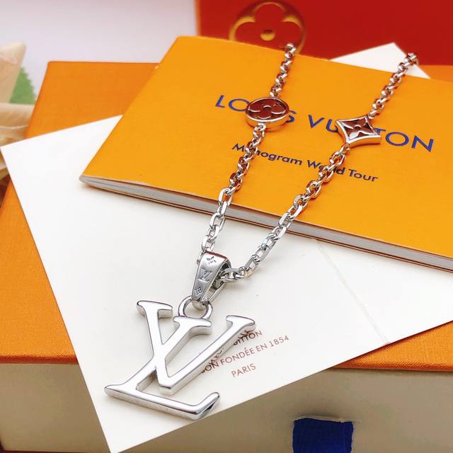 No. Lxl0249 Lv*Latest silver glossy necklace consistent Zp brass material DDD