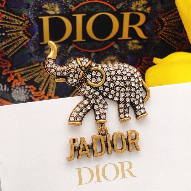 No.Dxz0033 Dior elephant brooch DDD